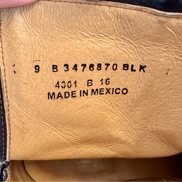 Frye Phillip Harness black short O ring leather boots, size 9 B - Picture 9 of 11